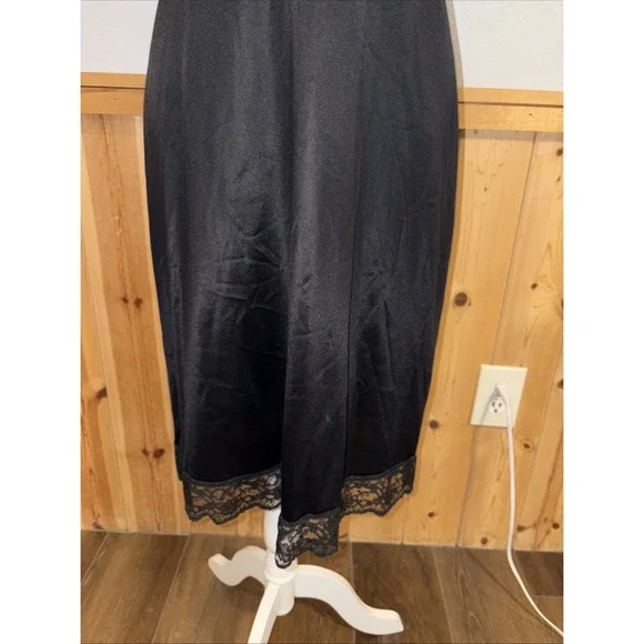60s VTG Vassarette Slip Dress 36 Black  Nylon Lace USA Made Munsingwear - Picture 4 of 6